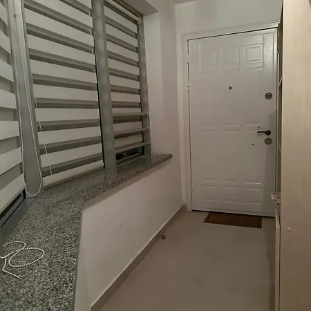 Denize Sifir Guenluek Kiralik Daire Lägenhet Alanya